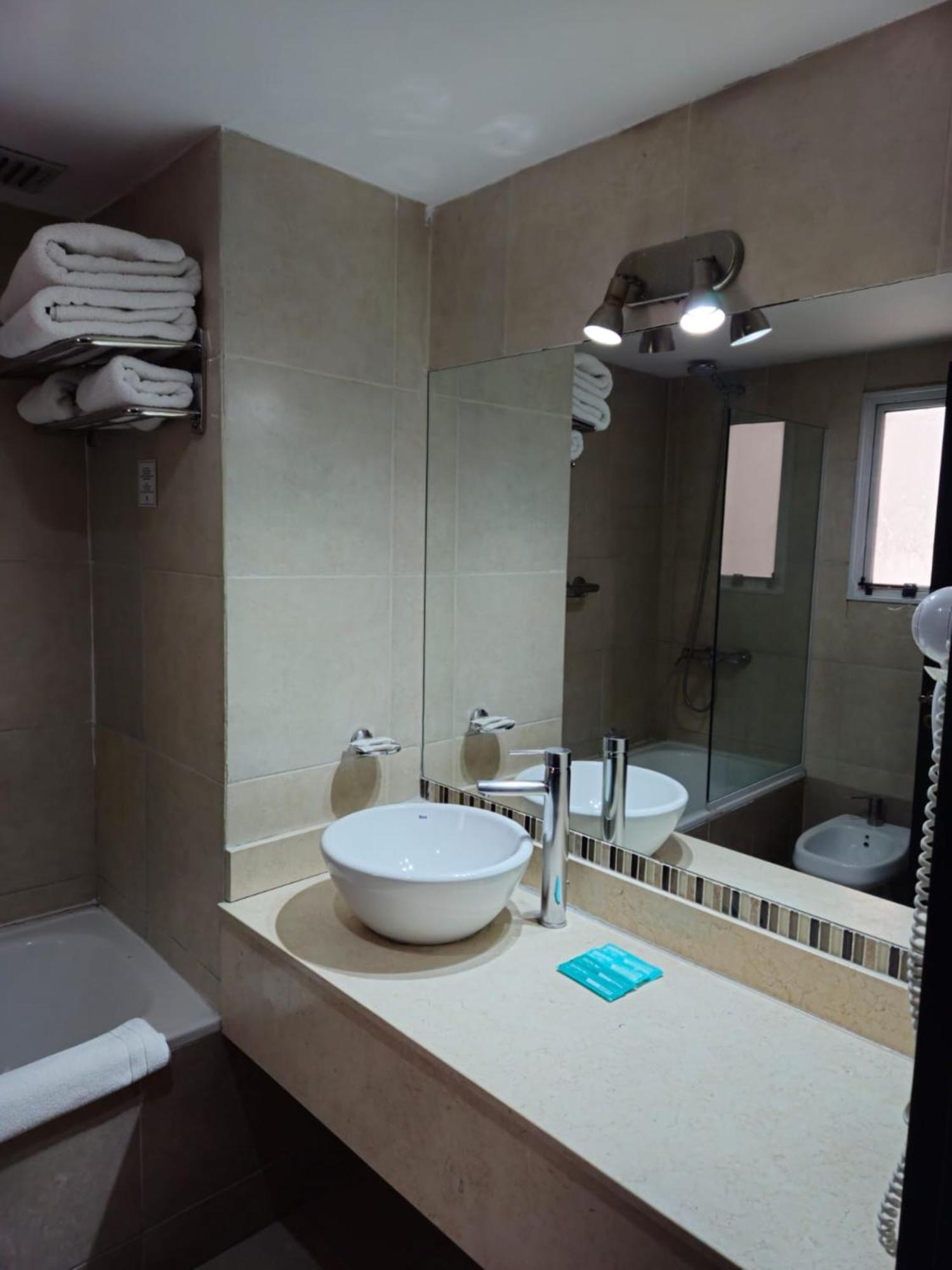 Dakar Hotel Μεντόζα Εξωτερικό φωτογραφία