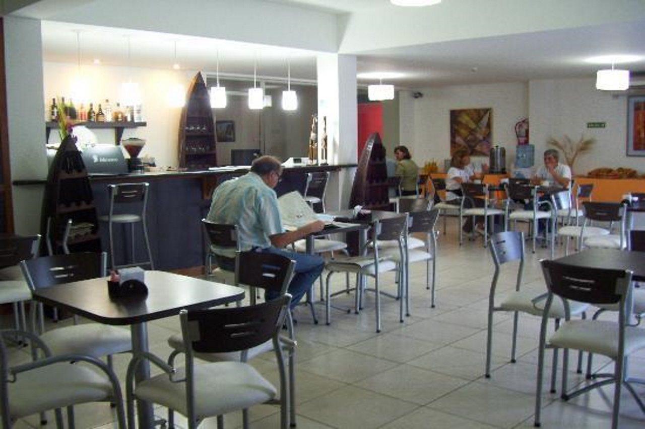 Dakar Hotel Μεντόζα Εξωτερικό φωτογραφία